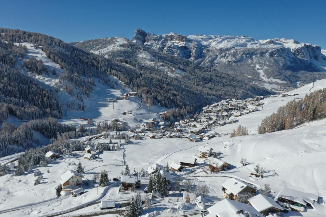 Hotel Conturines San Cassiano  Esterno foto